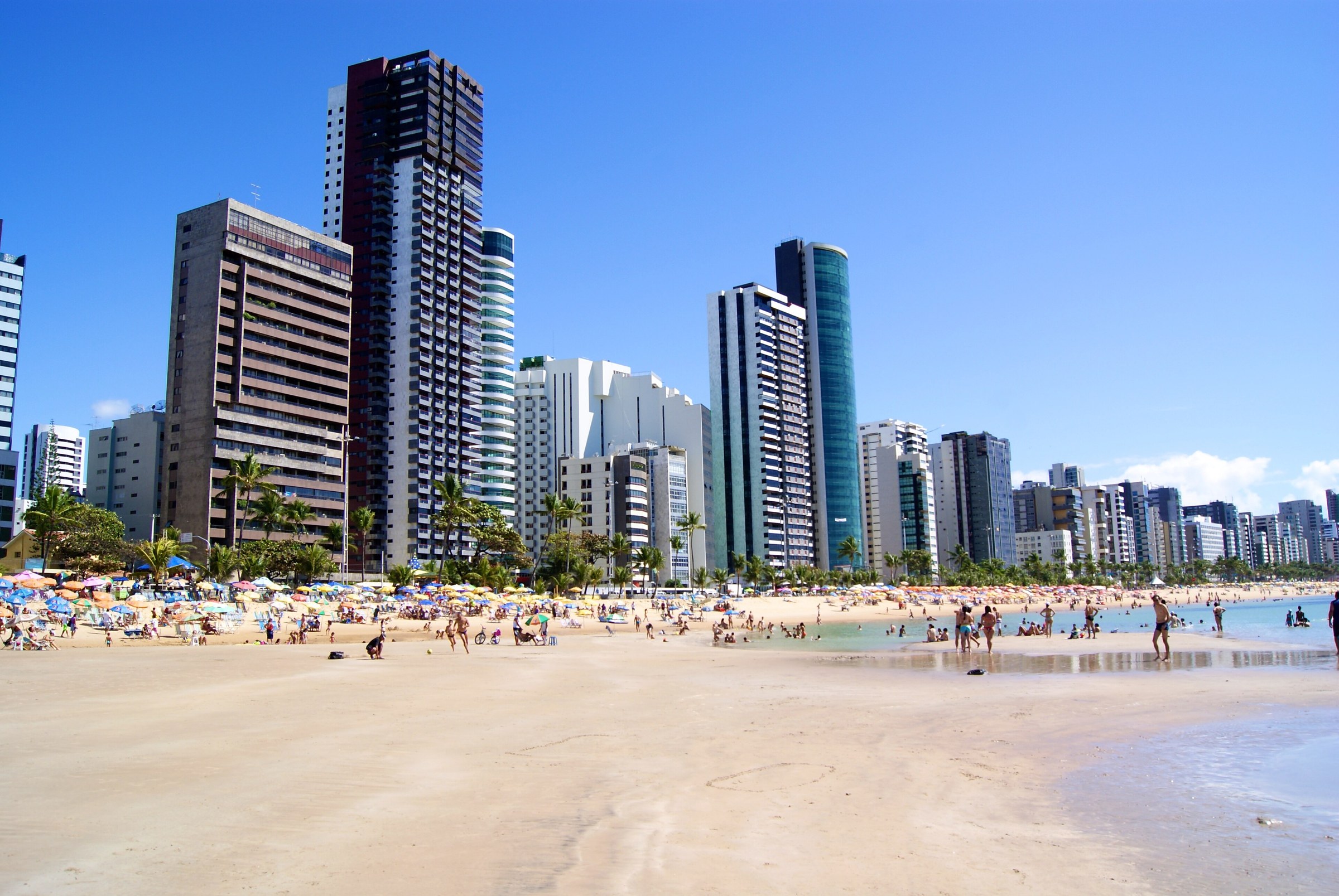 praia de Boa Viagem em Recife, aeroporto de entrada para Porto de Galinhas