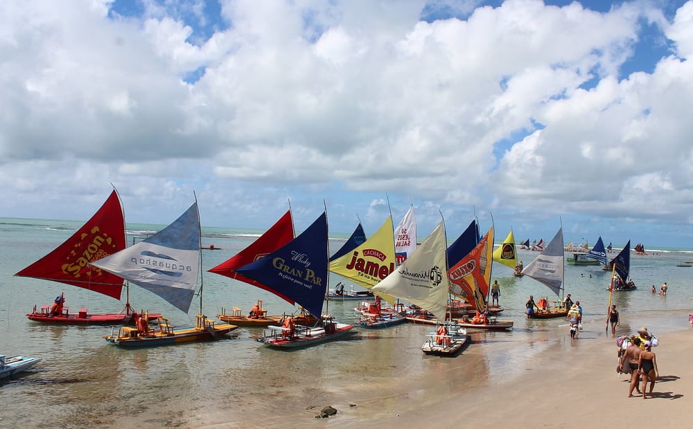 jangadas na praia de Porto de Galinhas, em Pernambuco